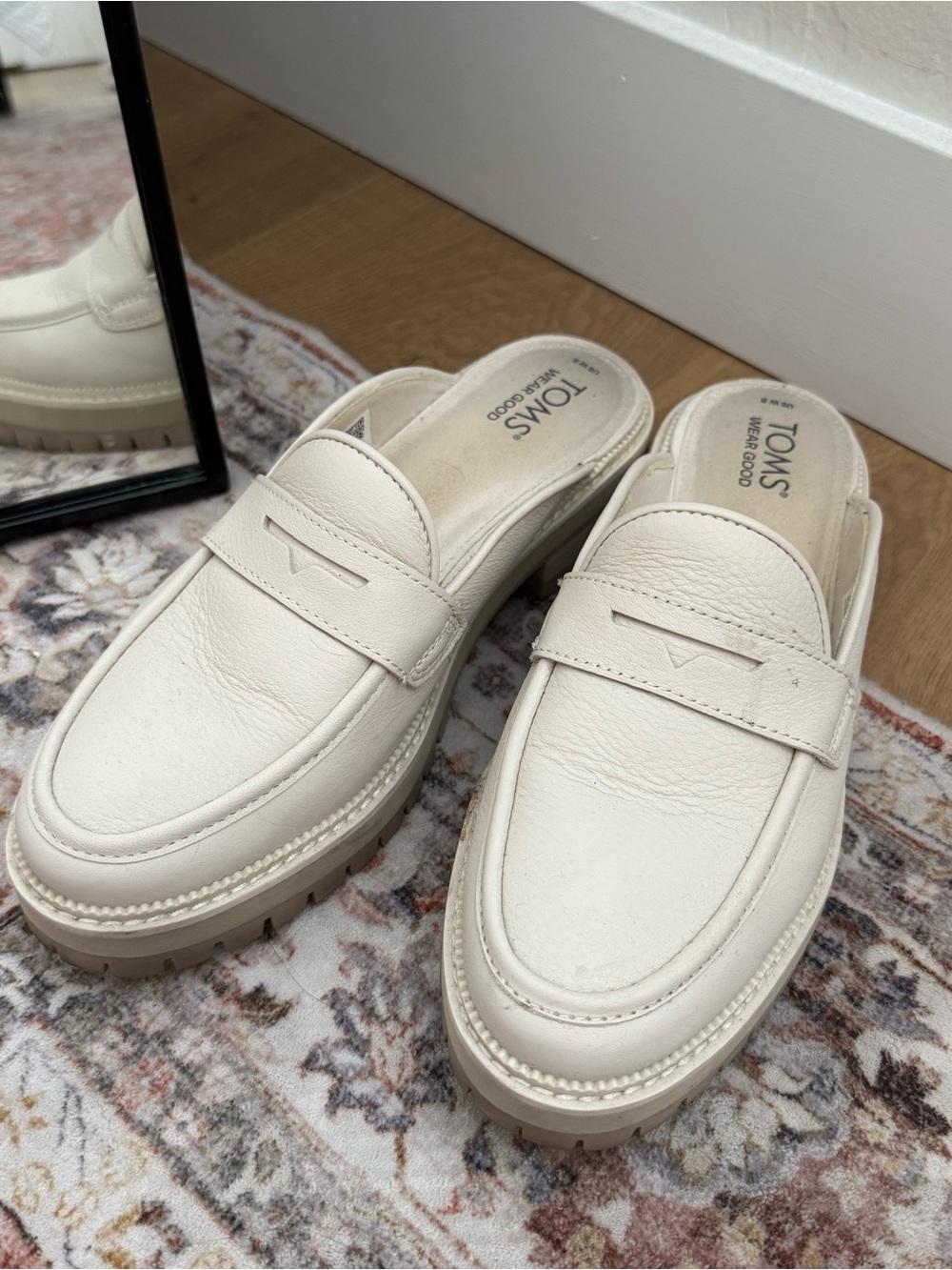 TOMS Cream Leather Cara Slip-On Lug Sole Loafers